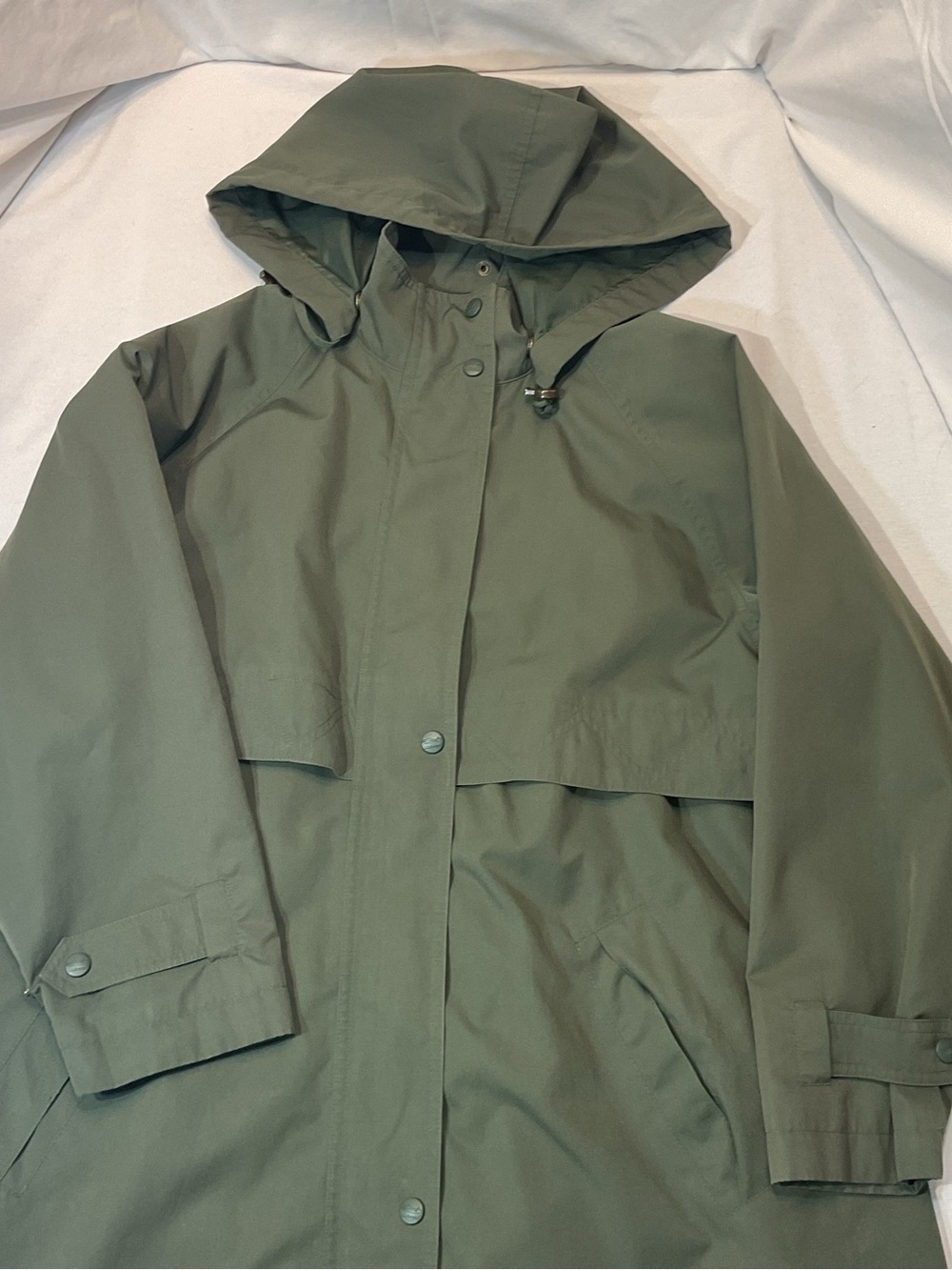 LL‎ Bean Green Trench Rain Coat Polyester Shell with Nylon Lining Petite M